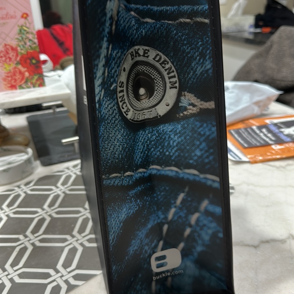 Reusable Buckle Bag - Picture 2 of 2
